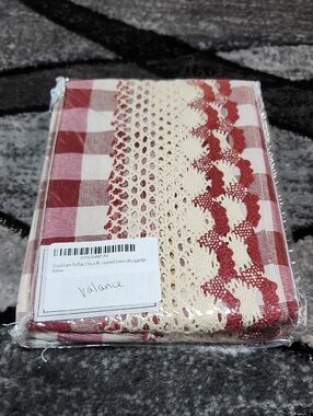 GOODGRAM BURGUNDY BUFFALO CHECKERED SINGLE CUTAIN VALANCE